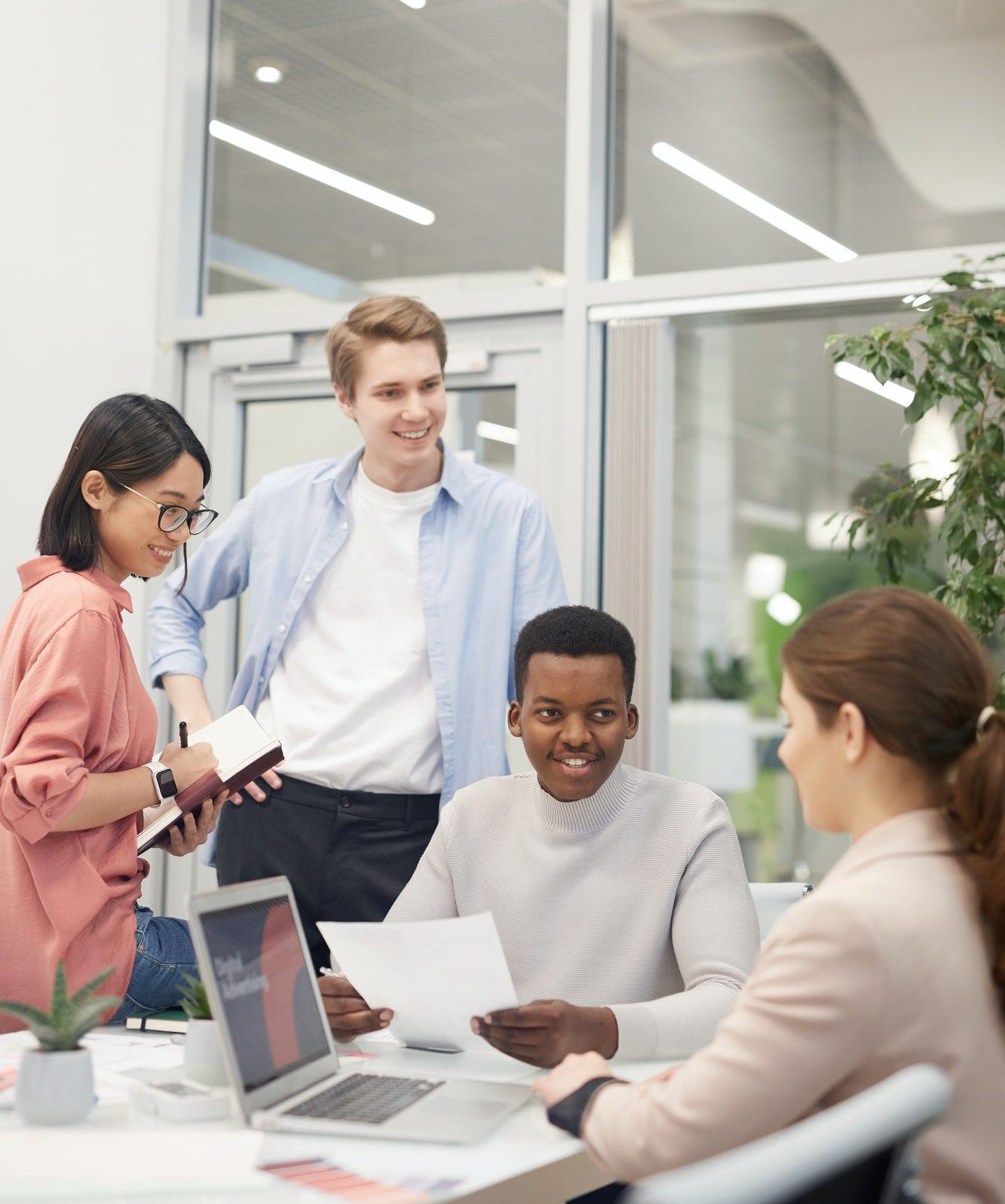 creative-young-people-in-business-meeting